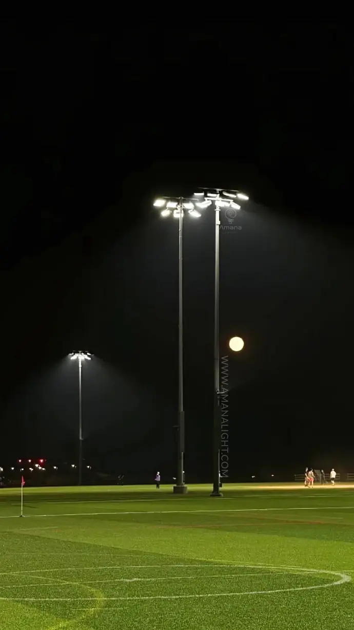Stadium Lighting Poles – High-Mast Structures Designed for Floodlight Systems in Sports Fields, Football Stadiums, Tennis Courts, and Outdoor Arenas. Engineered for Optimal Light Distribution, Glare Control, and Compliance with International Sports Lighting Standards. Available in Galvanized Steel and Custom Heights.