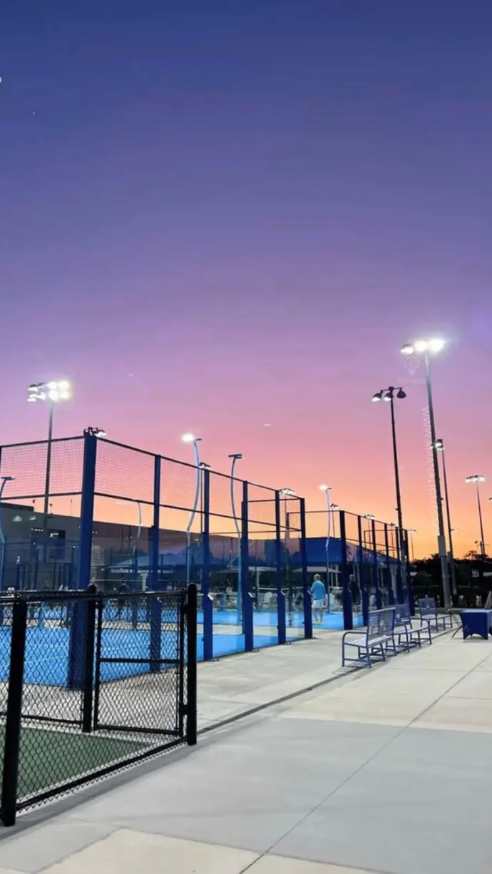 Stadium Lighting Poles – High-Mast Structures Designed for Floodlight Systems in Sports Fields, Football Stadiums, Tennis Courts, and Outdoor Arenas. Engineered for Optimal Light Distribution, Glare Control, and Compliance with International Sports Lighting Standards. Available in Galvanized Steel and Custom Heights.