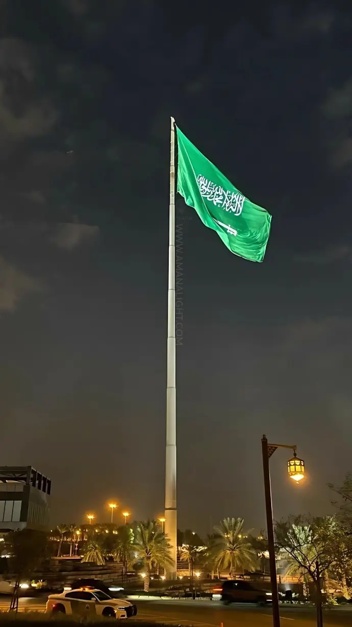 Flag Poles – Durable Outdoor Poles for Flags in Public Spaces, Government Buildings, Commercial Complexes, Parks, and Events. Manufactured from Galvanized Steel or Aluminum, Designed for High Wind Resistance and Easy Maintenance. Available in Various Heights and Customizable for National, Corporate, and Decorative Flags.